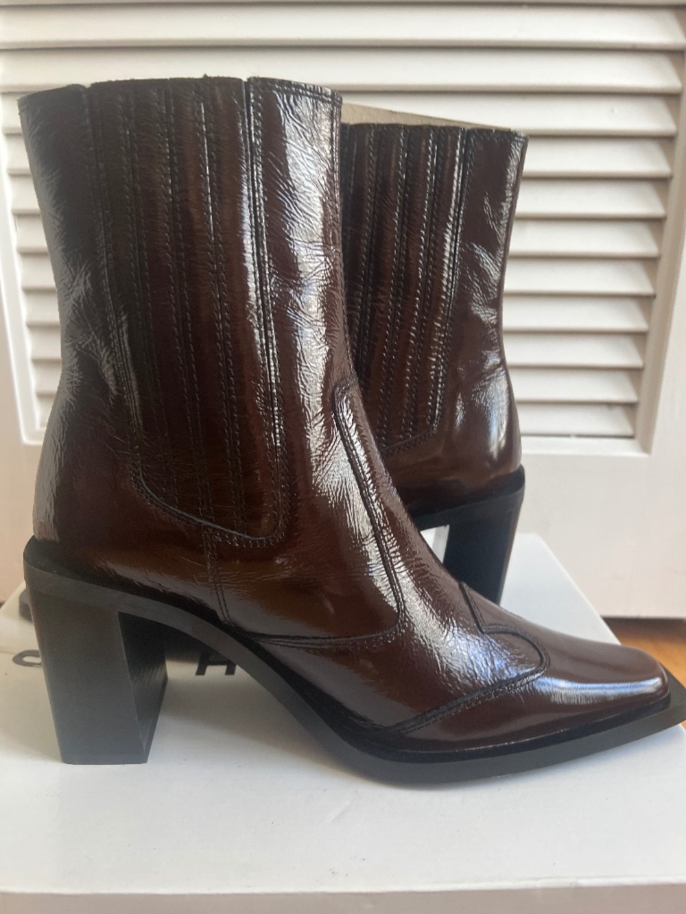 TOPSHOP Booties in Brown, Size 8.5 (brand new with box)